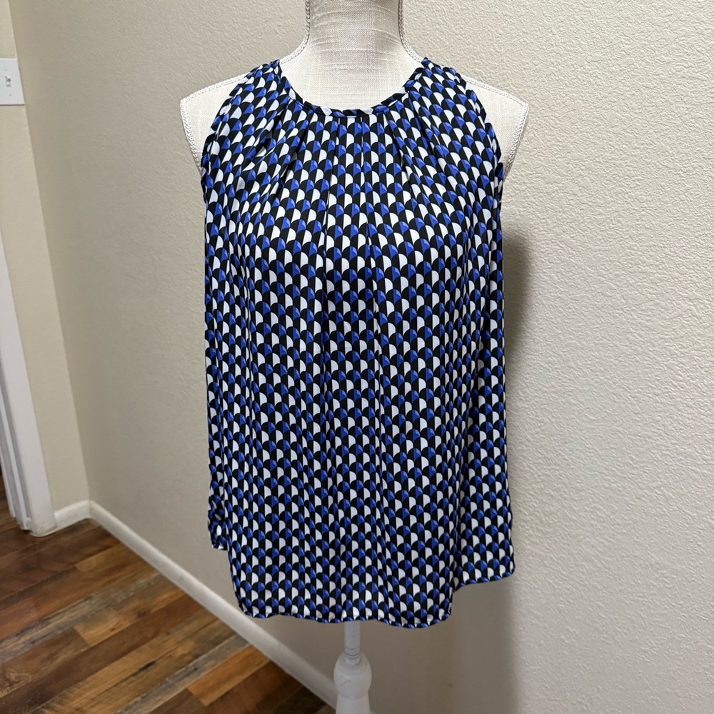 Anne Carson Blue & White Geometric Patterned Blouse - Size Medium